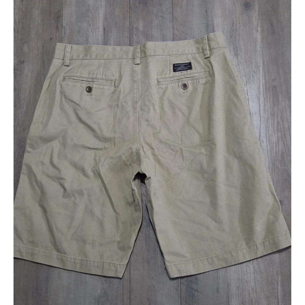 Banana Republic Tan Khaki Chino Shorts Men Sz 33 (10